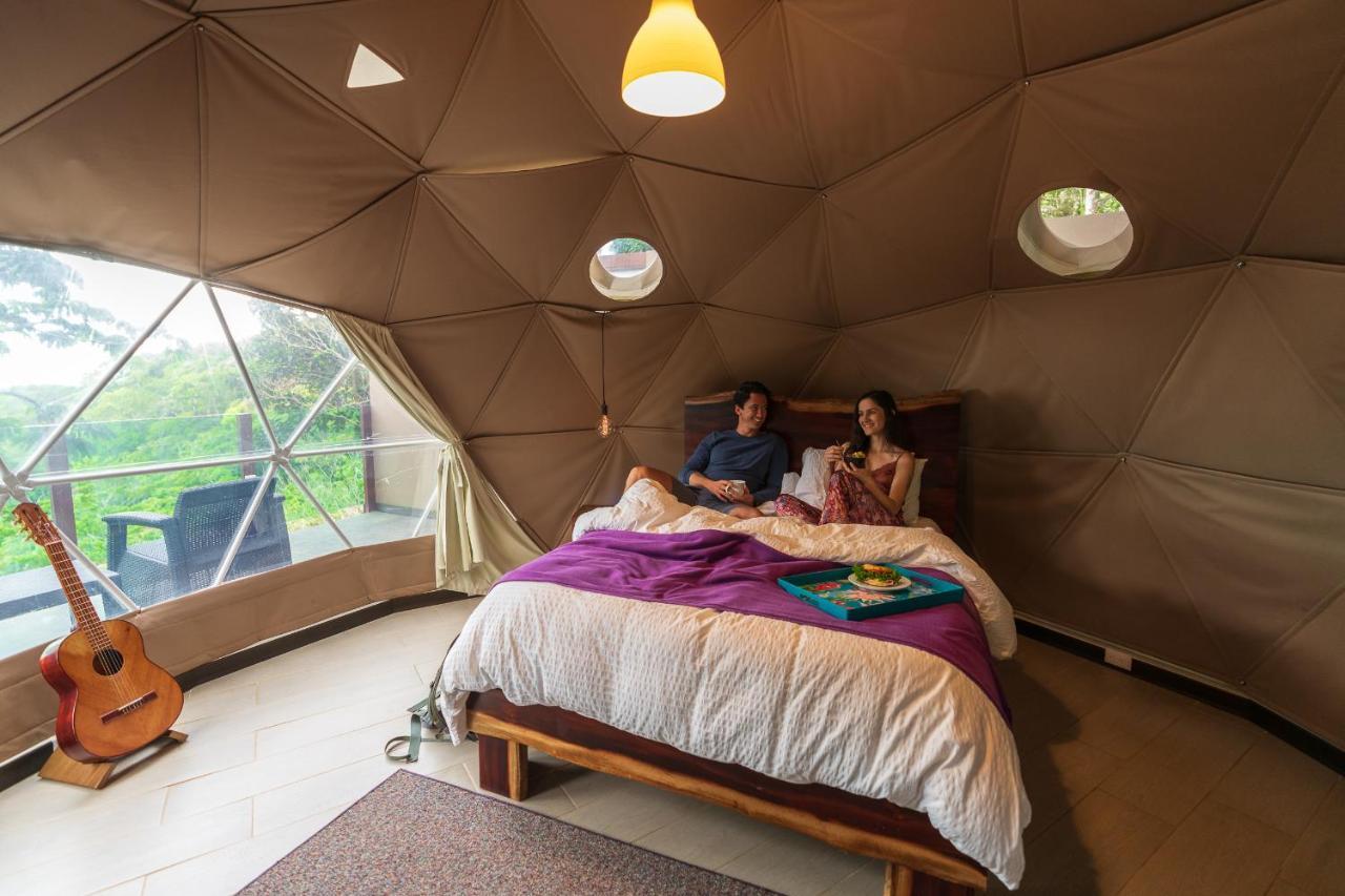 Chira Glamping Monteverde Exterior photo