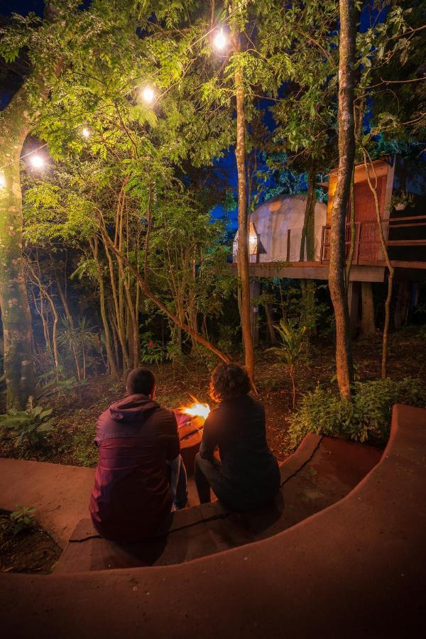 Chira Glamping Monteverde Exterior photo
