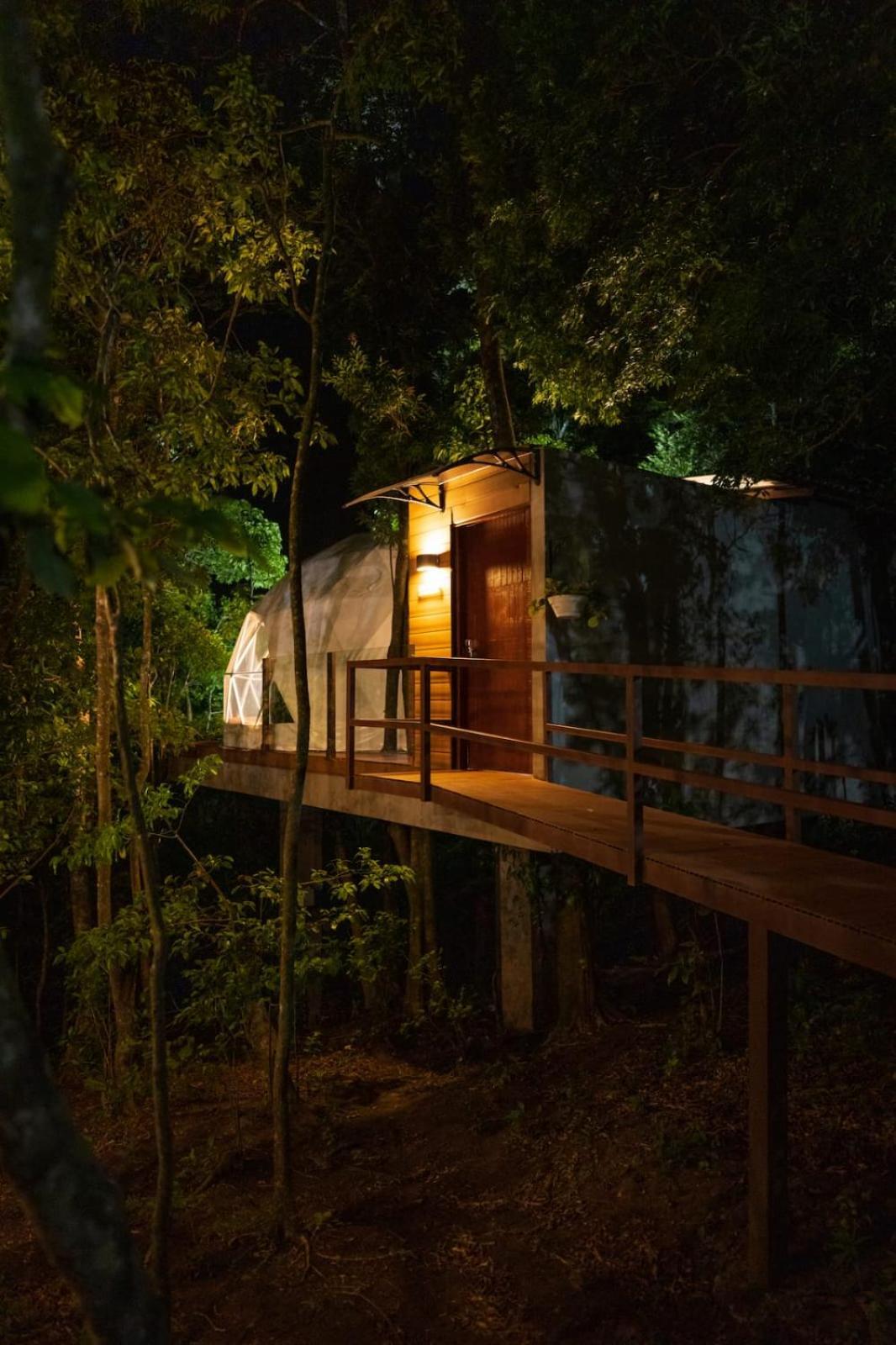 Chira Glamping Monteverde Exterior photo